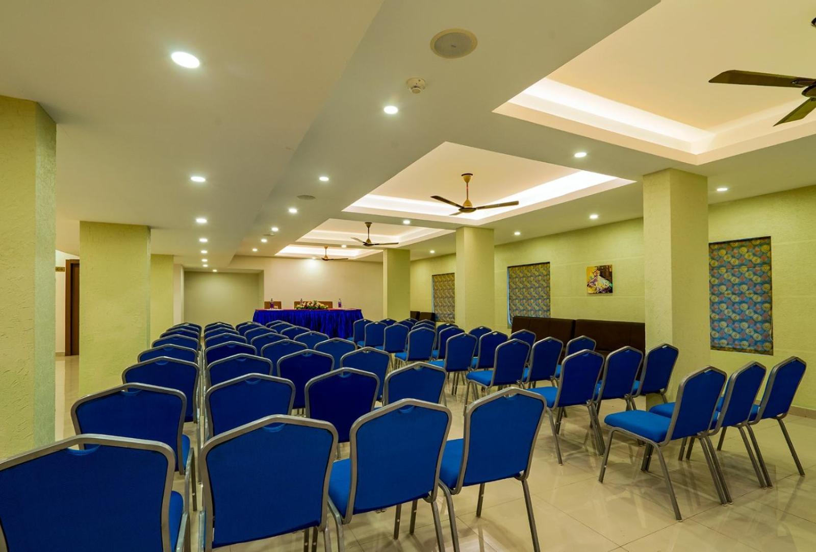 Hotel Malika Residency Ettumanoor Εξωτερικό φωτογραφία